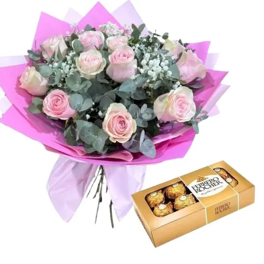Ramo de 12 rosas rosadas importadas y rocher x8